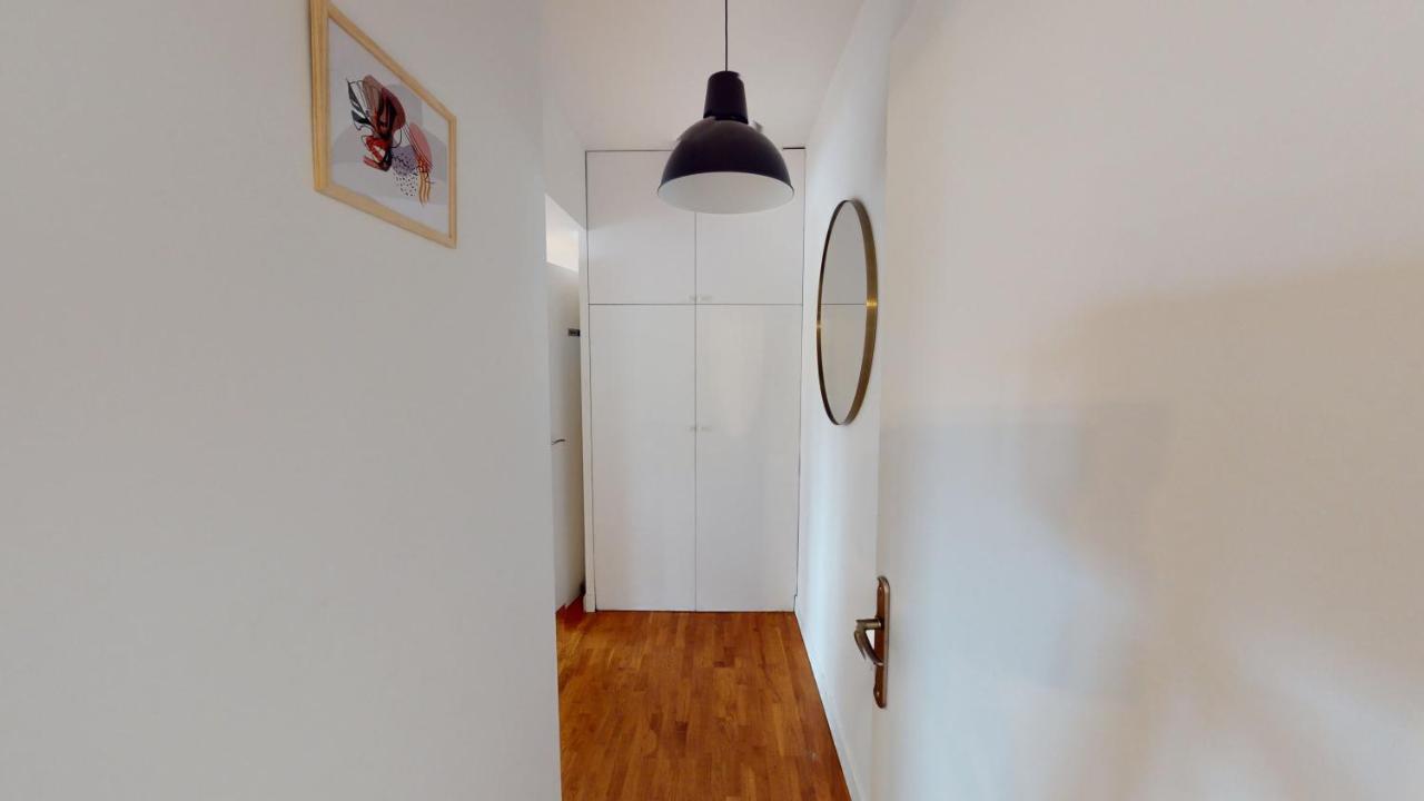 Live Like A Local Stylish 2Br With Balcony & Parking Apartment Сен Дени Екстериор снимка
