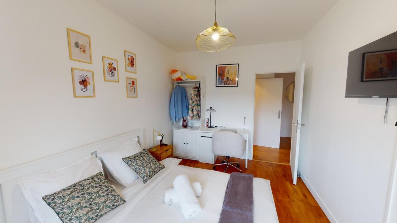 Live Like A Local Stylish 2Br With Balcony & Parking Apartment Сен Дени Екстериор снимка