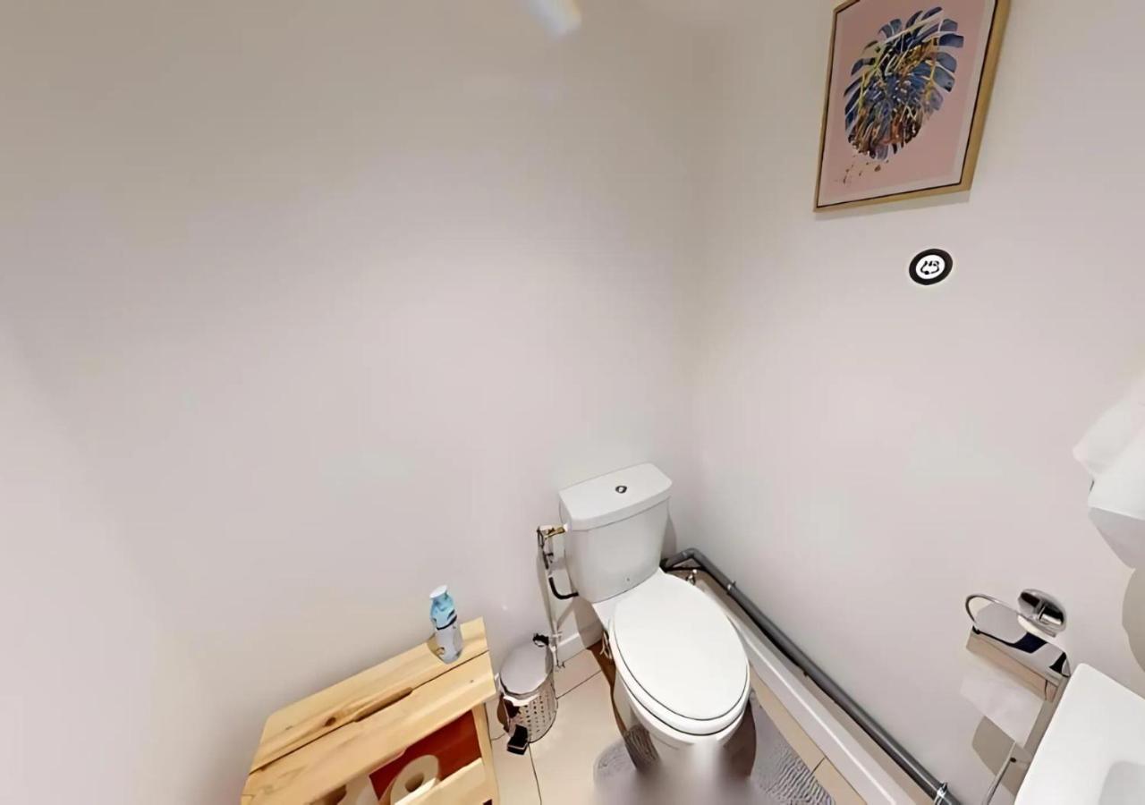 Live Like A Local Stylish 2Br With Balcony & Parking Apartment Сен Дени Екстериор снимка